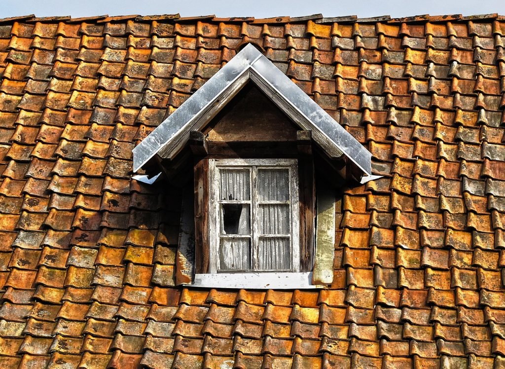 Services roof, roof tiles, wooden windows, skylight, weathered, ailing, old, template, old building, brick, texture, tile roof, roofers, structure, housetop, roofing, roof, roof, roof, roof, roof, roof tiles, roof tiles, roof tiles, skylight, tile roof, roofing